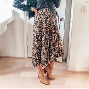 Nordstrom Halogen Leopard Elastic Waist Skirt